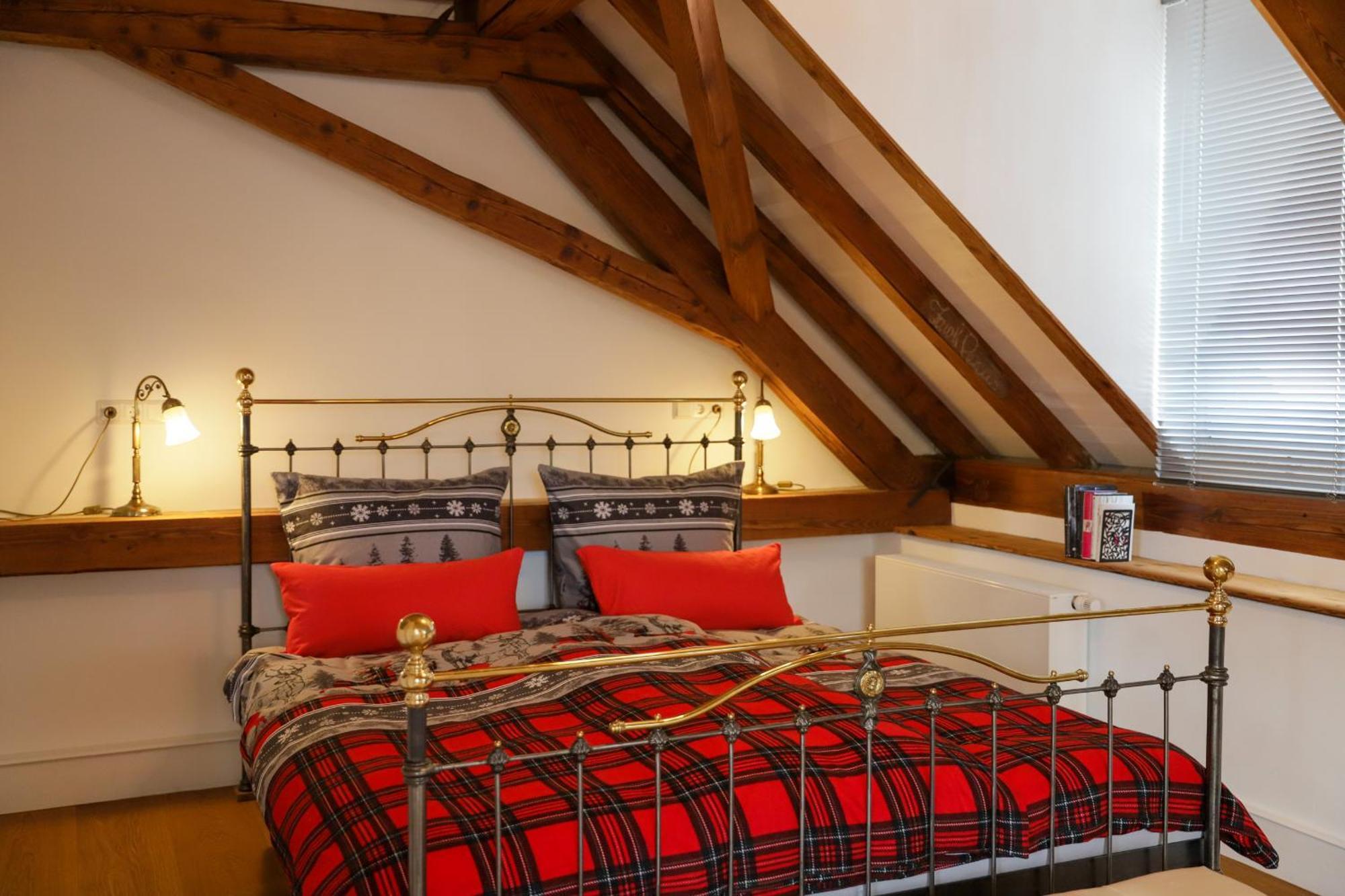 Boutique-Hotel Im Sternenhof Grosskarlbach Quarto foto
